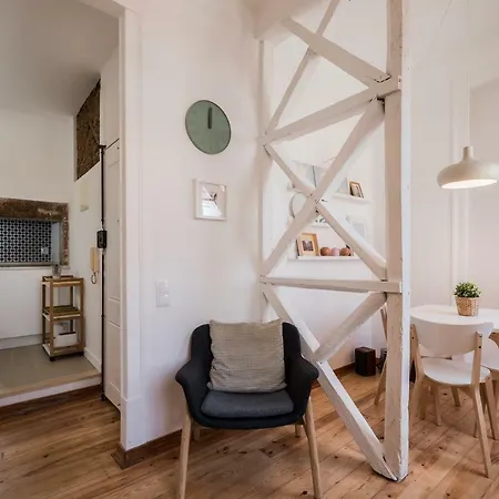 Apartment Character Baixa