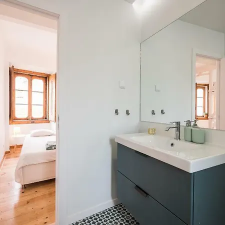 Apartman Character Baixa